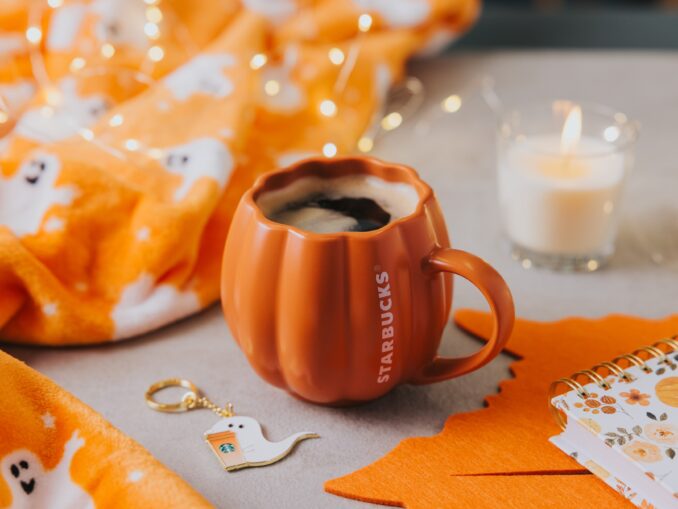 Starbucks официално открива сезона на Pumpkin Spice Лате